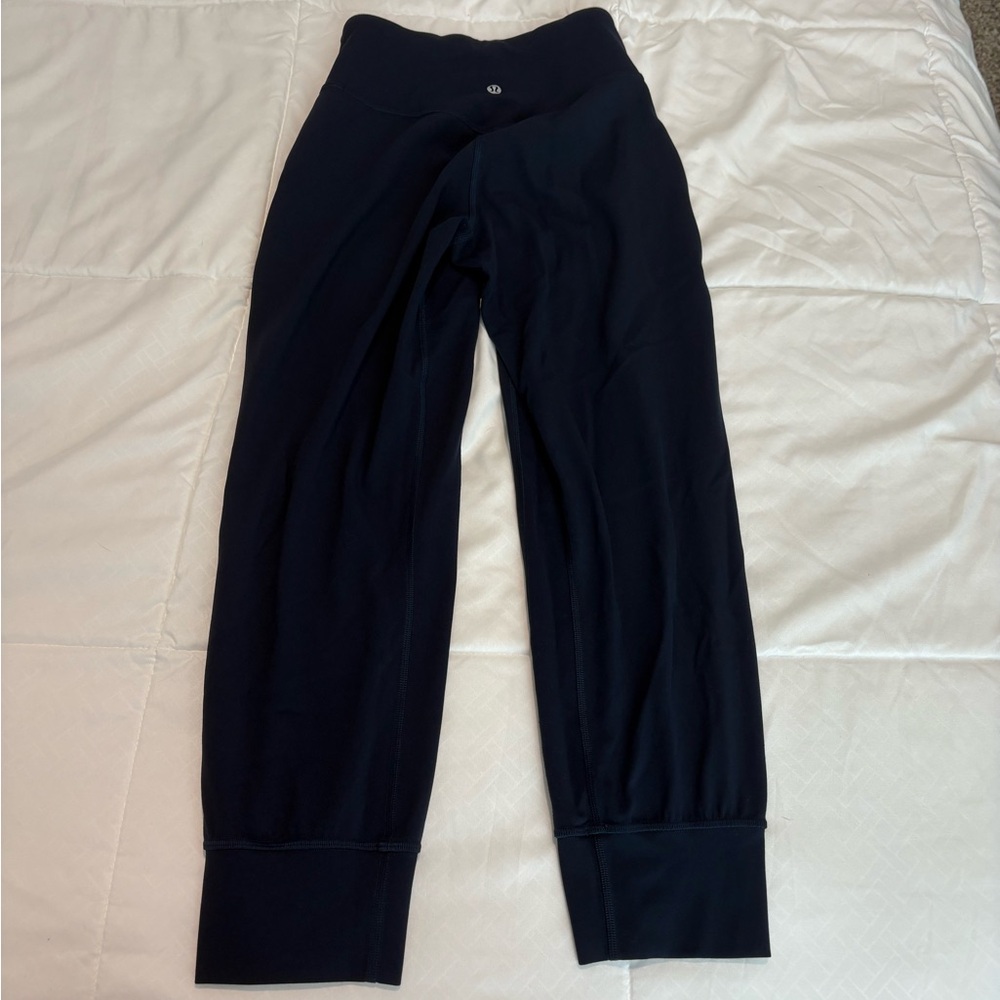 Lululemon Align Jogger - Picture 6 of 8